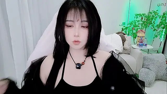 Vaness-a online show from February 2026 01:07:02 PM