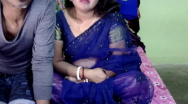 Snapshot of Couple_For_You18 chatting on February 2025 04:24:02 PM Couple For You18 online show from February 2025 04:24:02 PM