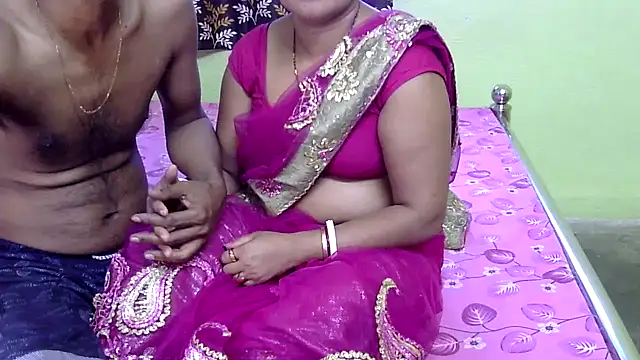 Snapshot of Couple_For_You18 chatting on March 2025 02:39:02 AM Couple For You18 online show from March 2025 02:39:02 AM