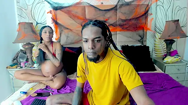 bigblackhotx1 online show from October 2025 07:40:01 AM