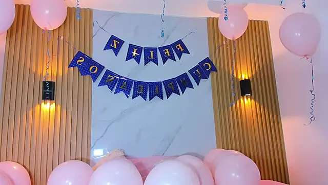 miss Ari online show from December 2024 07:11:02 PM