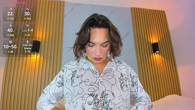 miss Ari online show from February 2025 07:41:01 PM