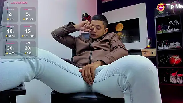 Marcos garcias online show from July 2026 11:01:02 AM