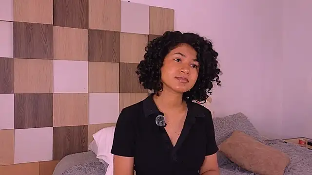 Adele Carter  online show from December 2025 12:43:01 PM