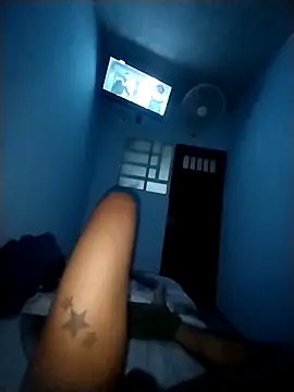 luife-1997 online show from January 2026 05:11:02 AM