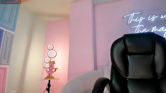 GabriellaLee online show from October 2025 02:42:01 AM