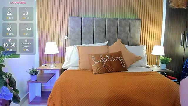 Snapshot of StacyWoods chatting on November 2025 05:00:01 PM StacyWoods online show from November 2025 05:00:01 PM