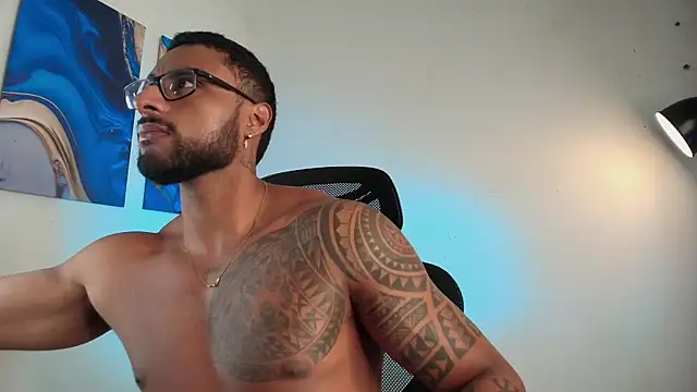 LiamGarcia1 online show from February 2026 04:03:02 PM