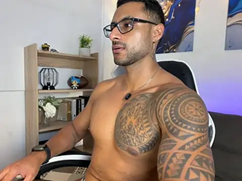Snapshot of LiamGarcia1 chatting on July 2026 06:54:01 PM LiamGarcia1 online show from July 2026 06:54:01 PM
