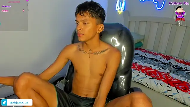 loistwink  online show from October 2025 04:26:01 AM