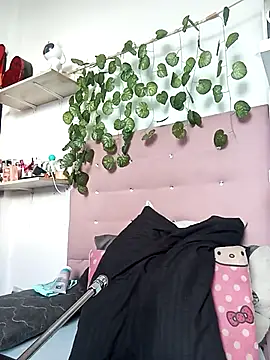 kendalbrowns online show from September 2025 12:10:01 PM