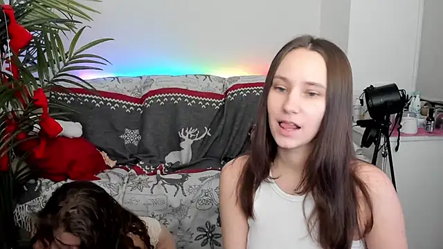 Snapshot of HotCaramellsTV chatting on December 2024 01:21:01 PM HotCaramellsTV online show from December 2024 01:21:01 PM