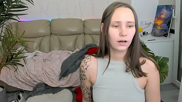Snapshot of HotCaramellsTV chatting on March 2025 03:34:01 PM HotCaramellsTV online show from March 2025 03:34:01 PM