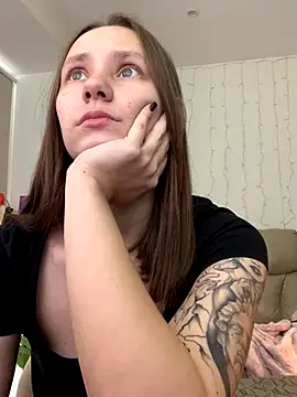 Snapshot of HotCaramellsTV chatting on September 2025 08:49:01 AM HotCaramellsTV online show from September 2025 08:49:01 AM