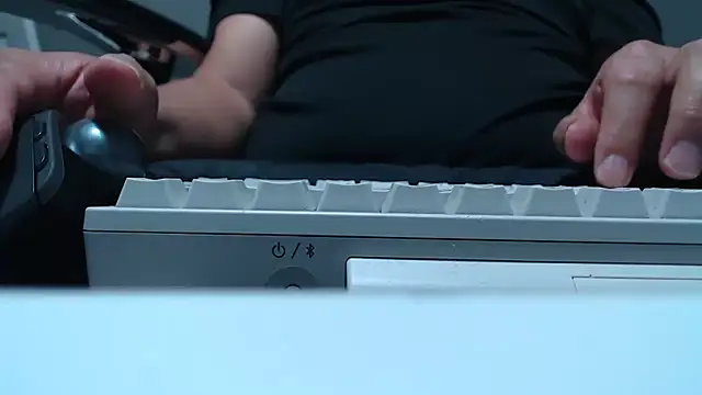 Snapshot of nimirole chatting on September 2025 05:00:02 AM nimirole online show from September 2025 05:00:02 AM