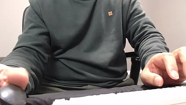 Snapshot of nimirole chatting on October 2025 02:16:01 PM nimirole online show from October 2025 02:16:01 PM