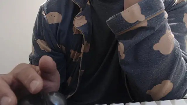 Snapshot of nimirole chatting on October 2025 03:07:01 PM nimirole online show from October 2025 03:07:01 PM