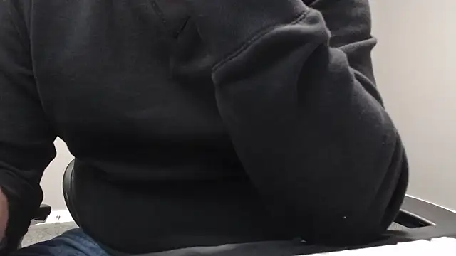 Snapshot of nimirole chatting on November 2025 04:06:02 PM nimirole online show from November 2025 04:06:02 PM