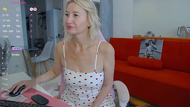 Snapshot of Sofia_Soul chatting on July 2026 10:42:01 AM Sofia Soul online show from July 2026 10:42:01 AM