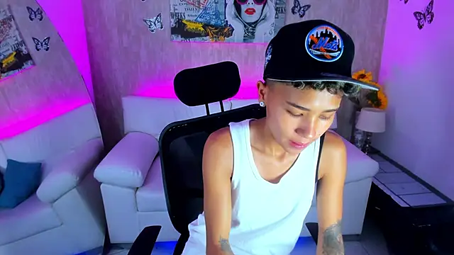 nova sex01 online show from February 2026 06:22:01 AM