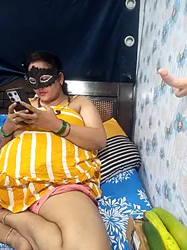 Snapshot of tina8th chatting on September 2025 04:43:01 PM tina8th online show from September 2025 04:43:01 PM