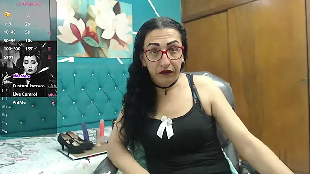 sabrina dupont online show from October 2025 12:52:02 PM