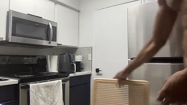 Snapshot of Blacklength chatting on February 2025 08:55:02 PM Blacklength online show from February 2025 08:55:02 PM