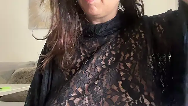 Serena 4you online show from November 2025 03:28:02 AM