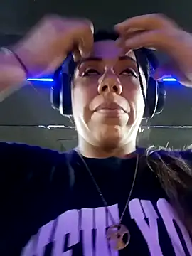 Snapshot of Karenn12 chatting on November 2025 02:11:02 AM Karenn12 online show from November 2025 02:11:02 AM