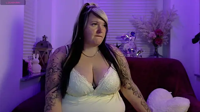 CurvyAngelina Official online show from November 2025 07:13:01 PM