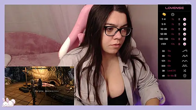 Snapshot of dream_swan chatting on December 2024 06:59:02 AM dream swan online show from December 2024 06:59:02 AM
