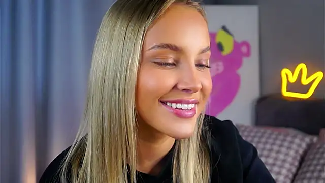 Snapshot of AftonConnett chatting on November 2025 05:07:02 AM AftonConnett online show from November 2025 05:07:02 AM