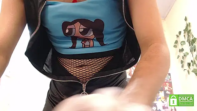 Snapshot of moon_hill chatting on February 2025 01:22:01 AM moon hill online show from February 2025 01:22:01 AM