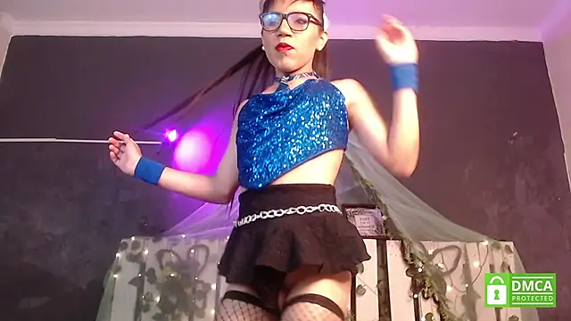 Snapshot of moon_hill chatting on March 2025 10:42:01 PM moon hill online show from March 2025 10:42:01 PM