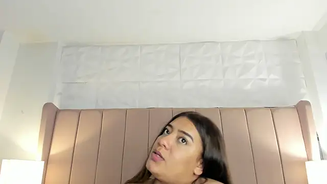 MollyBigBoobs12 online show from January 2025 02:00:02 AM