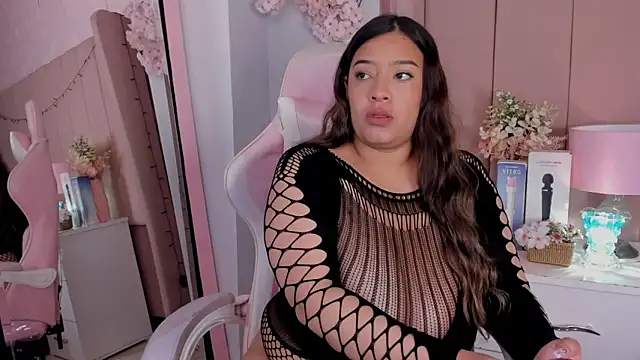 Snapshot of MollyBigBoobs12 chatting on October 2025 09:12:02 PM MollyBigBoobs12 online show from October 2025 09:12:02 PM