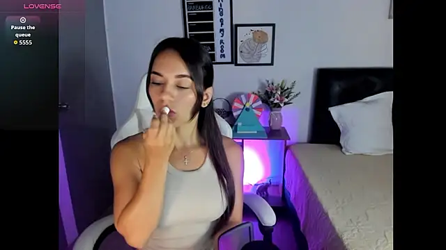 Sara lopez 28 online show from March 2026 11:27:02 AM