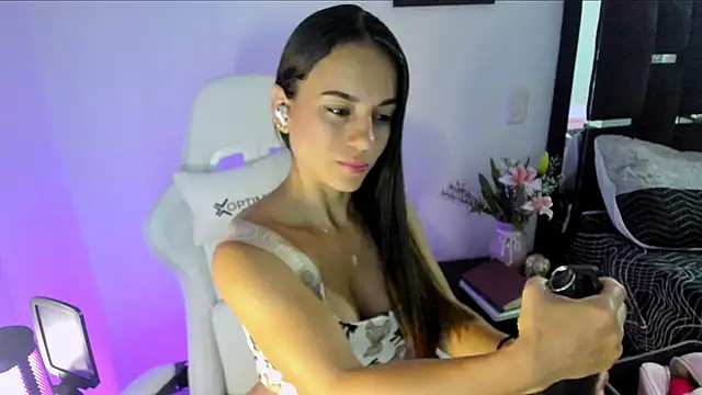 Sara lopez 28 online show from March 2026 11:04:02 AM