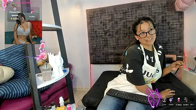 sharoncute1 online show from November 2025 09:47:01 PM