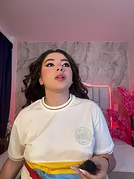IsabellaAnngel online show from June 2026 11:32:01 PM