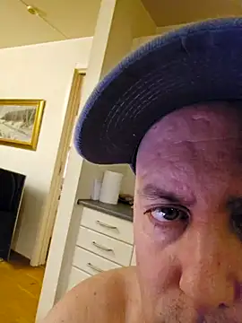 HeteroHotGuy1 online show from January 2025 02:51:02 AM