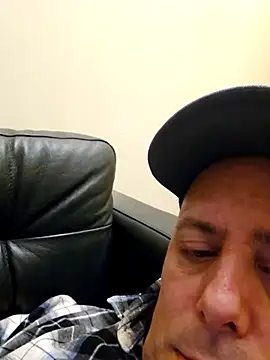HeteroHotGuy1 online show from February 2025 09:48:02 PM