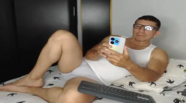 KALE 19 online show from March 2025 12:43:01 AM