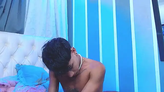 Snapshot of Sexys_Boys_Hot1 chatting on January 2025 05:19:01 AM Sexys Boys Hot1 online show from January 2025 05:19:01 AM