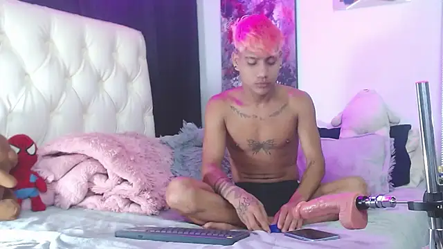 Snapshot of Sexys_Boys_Hot1 chatting on February 2025 12:58:02 AM Sexys Boys Hot1 online show from February 2025 12:58:02 AM