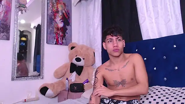 Snapshot of Sexys_Boys_Hot1 chatting on September 2025 05:13:01 AM Sexys Boys Hot1 online show from September 2025 05:13:01 AM