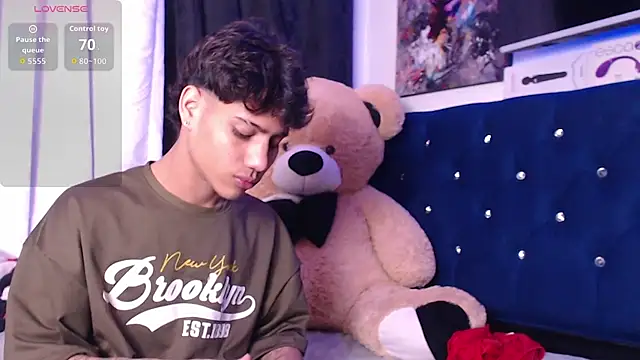 Snapshot of Sexys_Boys_Hot1 chatting on November 2025 02:54:02 AM Sexys Boys Hot1 online show from November 2025 02:54:02 AM