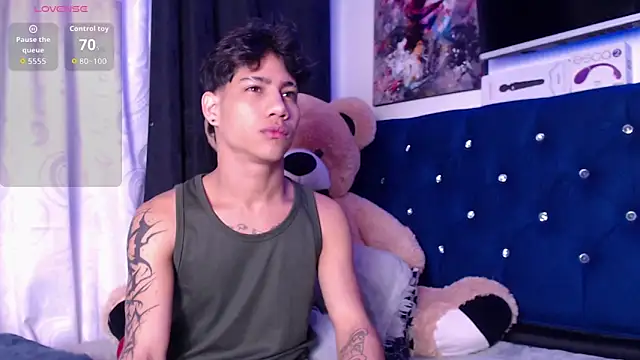 Sexys Boys Hot1 online show from November 2025 03:05:01 AM