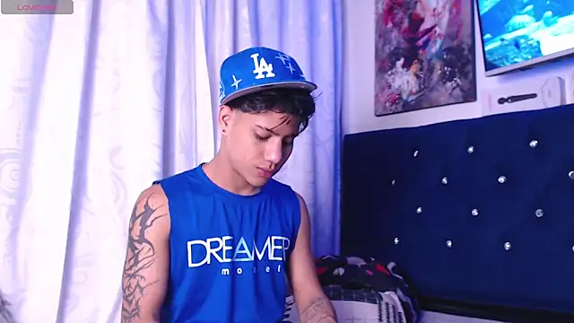 Sexys Boys Hot1 online show from December 2025 01:35:02 AM