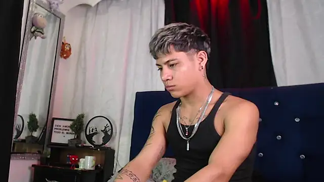 Snapshot of Sexys_Boys_Hot1 chatting on June 2026 05:12:01 AM Sexys Boys Hot1 online show from June 2026 05:12:01 AM